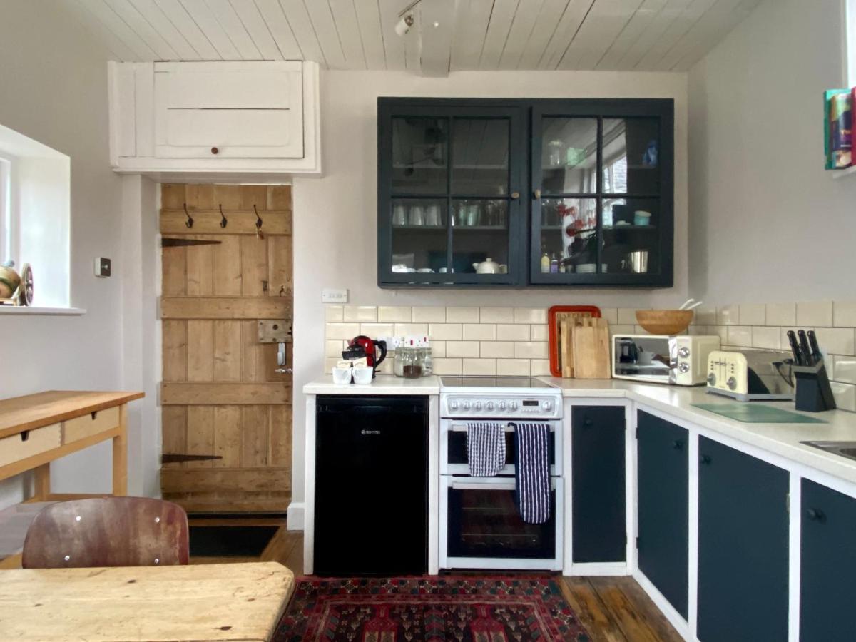 Artist'S Retreat - Old Signal Box - Private Sauna Bath Buitenkant foto